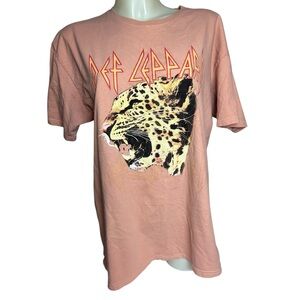 Def Leppard Graphic Short Sleeve T Shirt